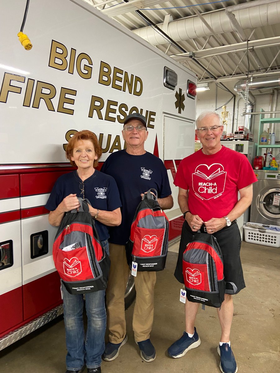 REACH-A-Child was honored to provide the Big Bend Fire Department with RAC bags and several hundred extra books for their community outreach events! Thank you Cory for making the delivery! 

#books #BigBend  #firefighters #community #communitysupport