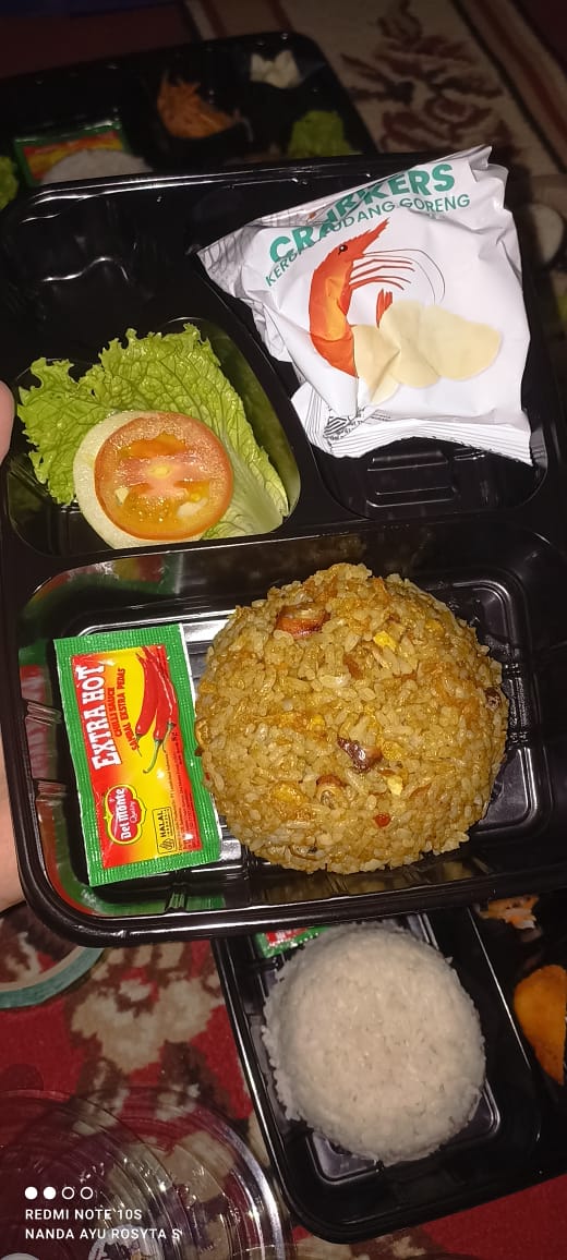 dsnui115's tweet photo. Sarapan yuk sarapan, warga bantul jogjakarta dan sekitarnya mari merapat di lapak kami semuanya serba 10 ribu. Lokasi di depan SPBU jambidan potorono https://t.co/E1tCZQMy4S