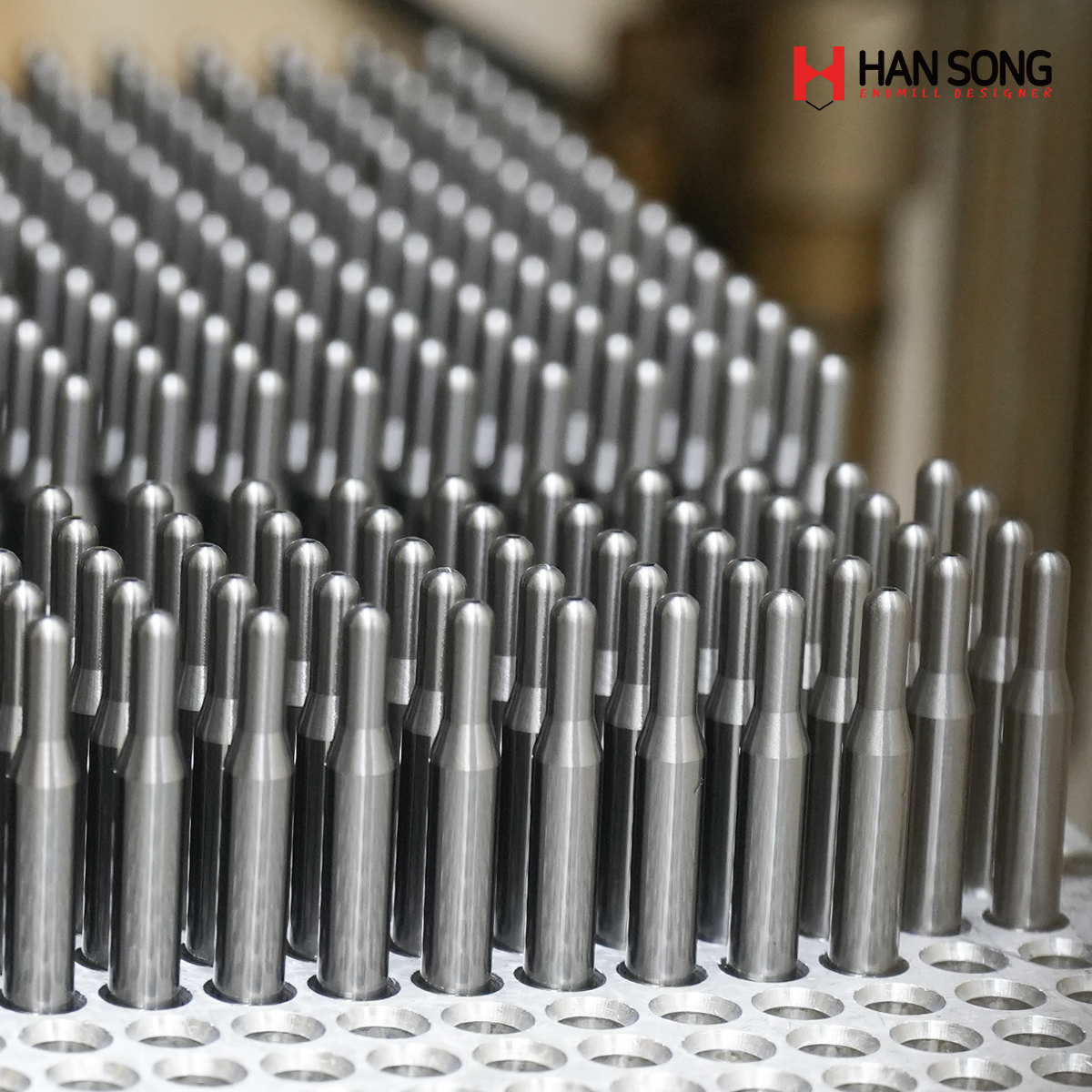 HANSONG_ENDMILL's tweet image. At #HANSONG, excellence starts with consistency.
These meticulously crafted blanks are the foundation of our high-performance #MillingTools — engineered for durability, precision, and perfection.

🔩 Designed by experts.
🔁 Inspected for perfection.
🌍 Trusted worldwide.