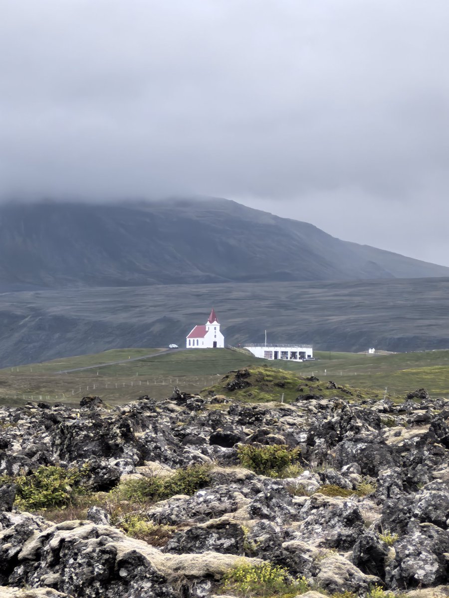 Is the red-topped church looking familiar to you? Yes, this is the church appearing in every eyesight test in China. It's called Ingjaldshóll Church. I had a chance to pass that building today and our guide told us that a lot of Chinese tourists would come and look for this