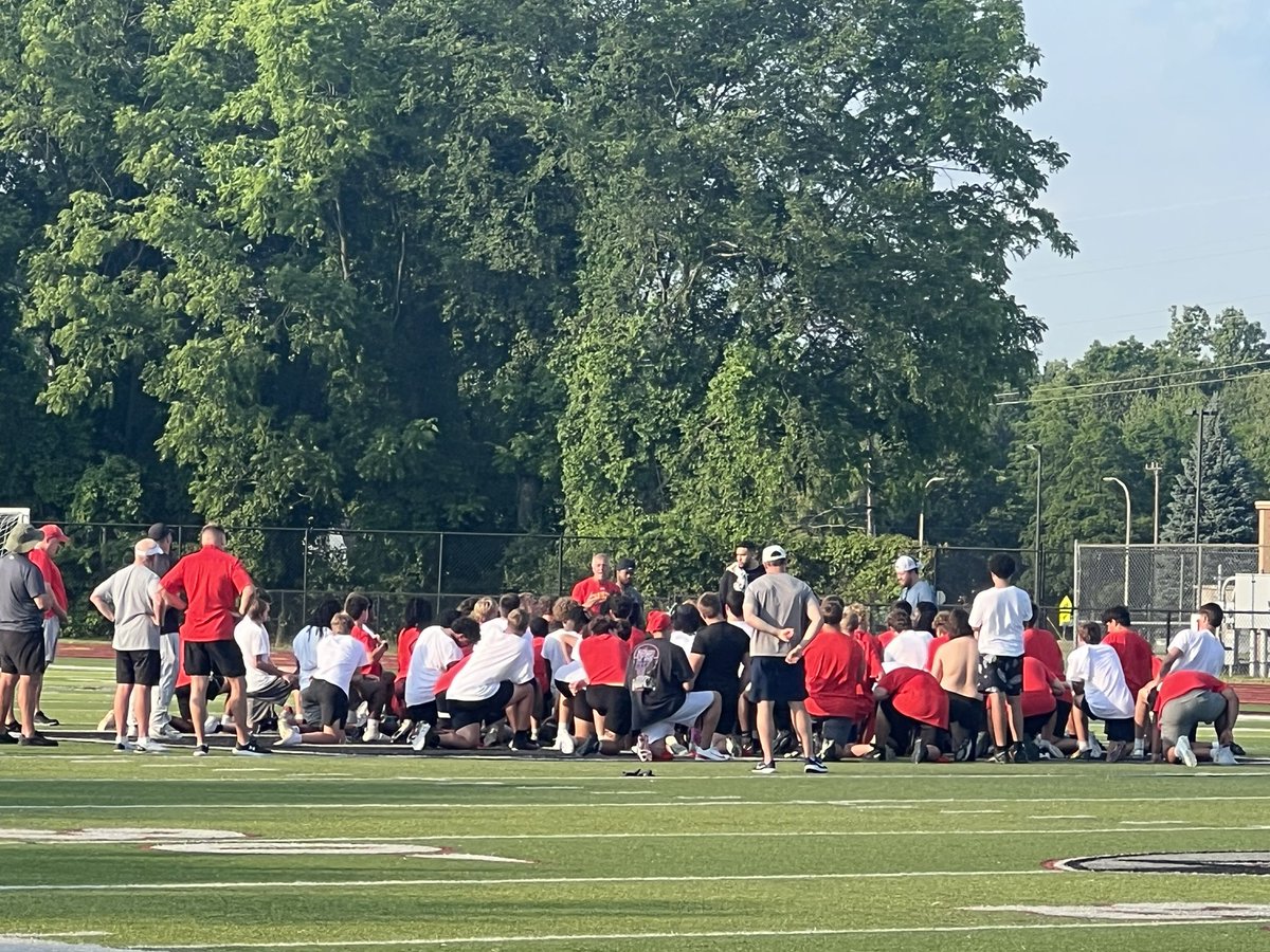Matt Mazur (@mattmazur26) on Twitter photo Had a blast <a href="/FerrisFootball/">Ferris St. Football</a> camp thank you <a href="/Coach_Rock/">Brian Rock</a> <a href="/cstokan/">thomas c stokan</a> for inviting me. Can’t wait to be back! <a href="/Coach__Robinson/">Jon Robinson</a> <a href="/FGR_Football/">FGR Football</a> <a href="/coach_wwright/">Will Wright</a> Had a blast <a href="/FerrisFootball/">Ferris St. Football</a> camp thank you <a href="/Coach_Rock/">Brian Rock</a> <a href="/cstokan/">thomas c stokan</a> for inviting me. Can’t wait to be back! <a href="/Coach__Robinson/">Jon Robinson</a> <a href="/FGR_Football/">FGR Football</a> <a href="/coach_wwright/">Will Wright</a>