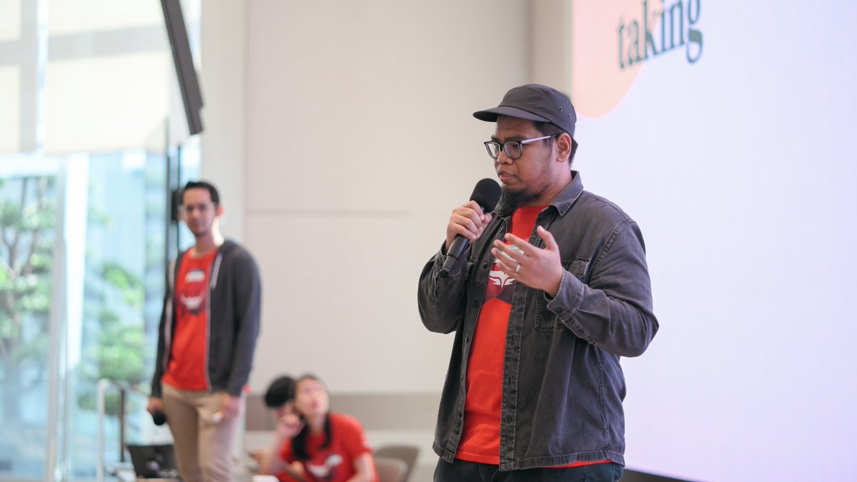 thisismirul's tweet photo. Can't believe we just did our first ever public talk last Saturday @qieghazali 

#Makers11 #stampedemakers

More on this: https://t.co/0T8oIvdt3U https://t.co/zMoJZauM7g