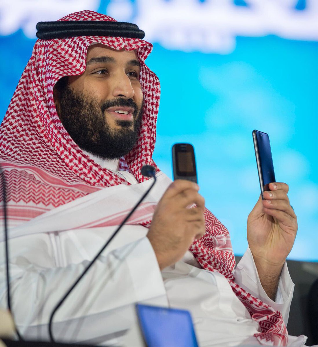 سويتها يالعراب سويتها يالغالي في كل المجالات و بكل الاسباب حولتنا لواقع مثالي في الرياضة و الصناعة السياسة الترفيه و المعيشة الصحة و التعليم تنظيم رؤية و بعدها تنظيم تحقيق رؤية و عزم تصميم مواريها خير و بواديها خير و نحبك و نحييك و الحي يحييك
#الهلال #كأس_العالم