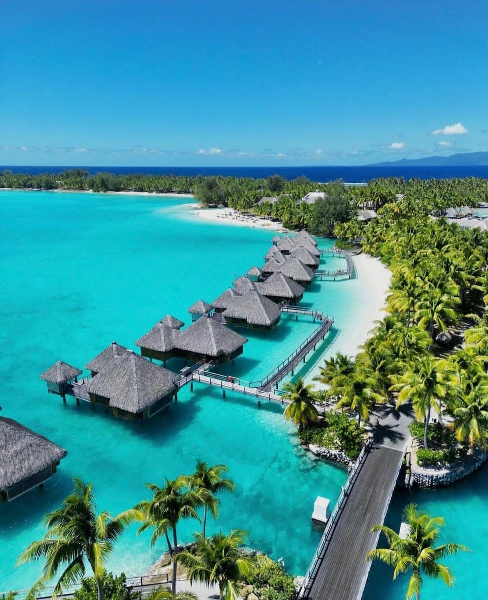 ThompsonRi2453's tweet image. The St. Regis Bora Bora Resort