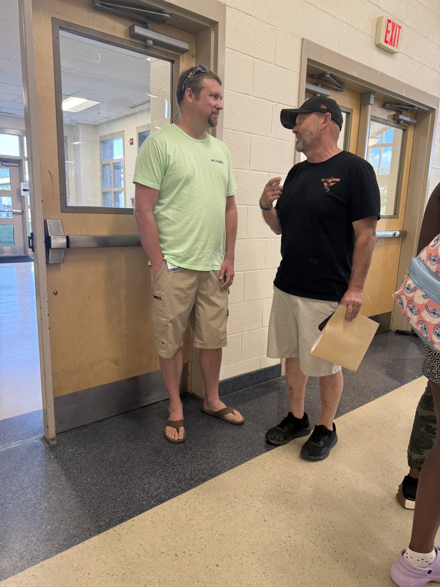 📚✨ I had the opportunity to stop by the Richland Two Annual Registration Night at Dent Middle School tonight while I was casually in the area spending some quality father-daughter time. Savannah and I were enjoying a little bonding when we said let’s swing by to check out all