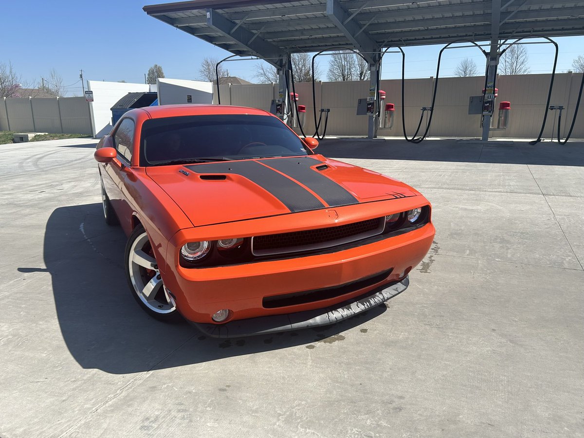 WireLess99_'s tweet photo. @FaZeAdapt current car. srt8 https://t.co/EpoXSrHSaq