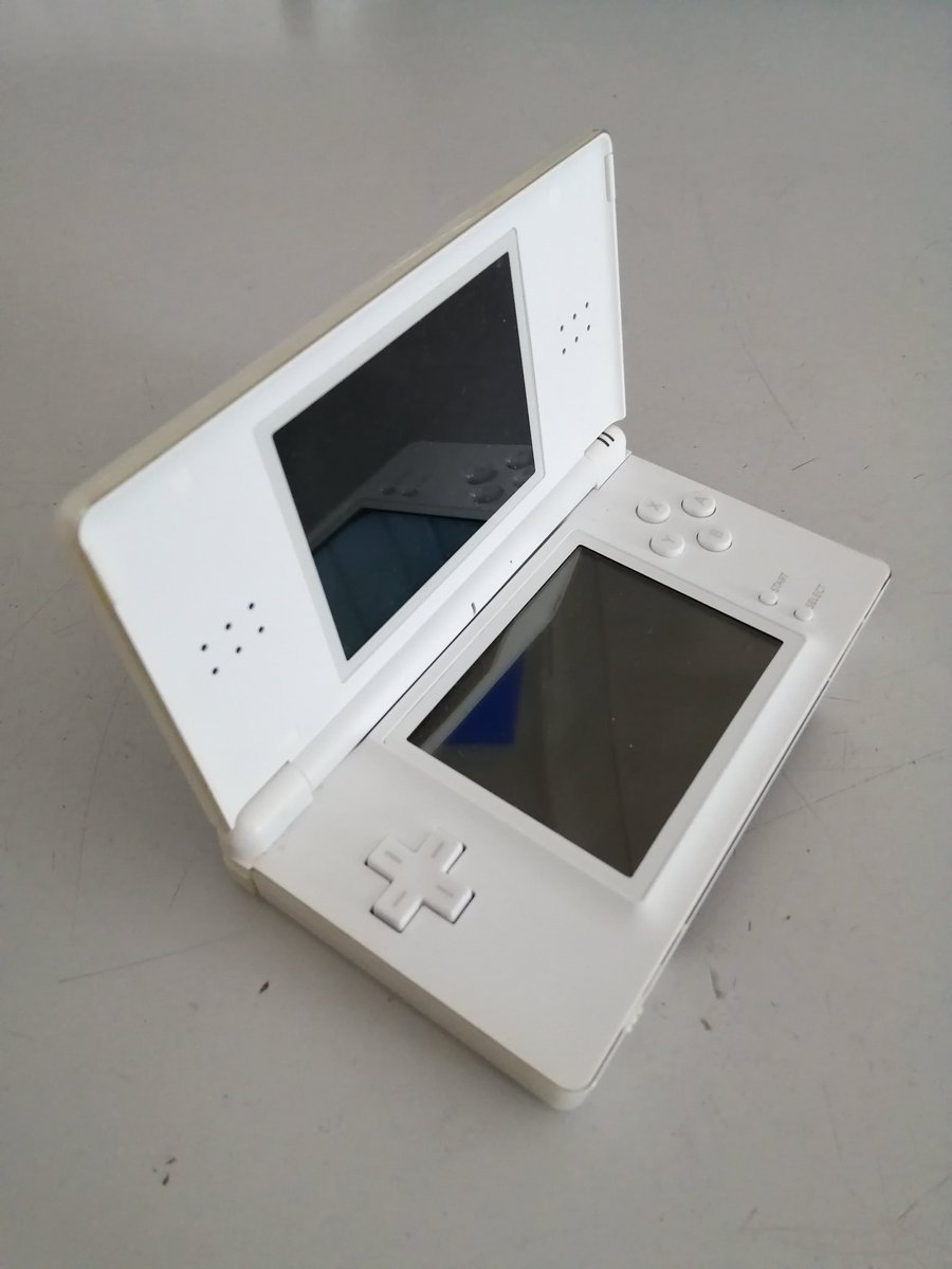 こんにちは！
ハードオフでは、壊れてしまったゲーム機の買い取りも喜んでお受けいたします！いらなくなったゲーム機、ゲームソフトなどがございましたら、是非当店にお持ちくださいませ！

#ハードオフ　#ジャンク