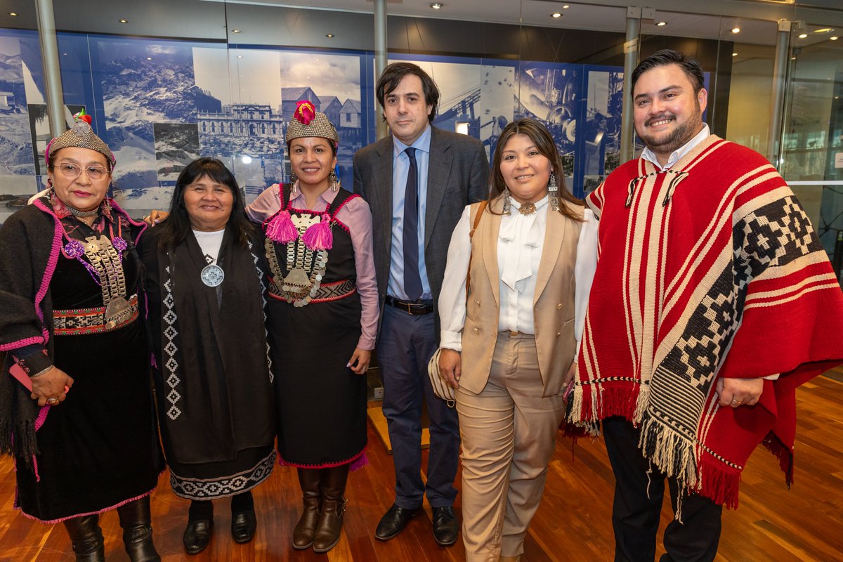 Pedro Cayuqueo (@pcayuqueo) on Twitter photo Hoy miércoles la <a href="/bcnchile/">Biblioteca del Congreso Nacional de Chile</a> presentó su Oficina de Pueblos Originarios, la que aportará una valiosa mirada intercultural al quehacer legislativo. El pueblo mapuche tiene una larga historia de participación política en el Congreso Nacional, lo cuento en mis libros 👍🏽 Hoy miércoles la <a href="/bcnchile/">Biblioteca del Congreso Nacional de Chile</a> presentó su Oficina de Pueblos Originarios, la que aportará una valiosa mirada intercultural al quehacer legislativo. El pueblo mapuche tiene una larga historia de participación política en el Congreso Nacional, lo cuento en mis libros 👍🏽