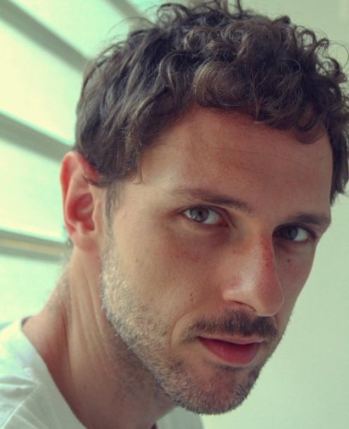 Se a Odete sem querer ser mãe fez um filho bonito assim, imagina se quisesse? 

#ValeTudo