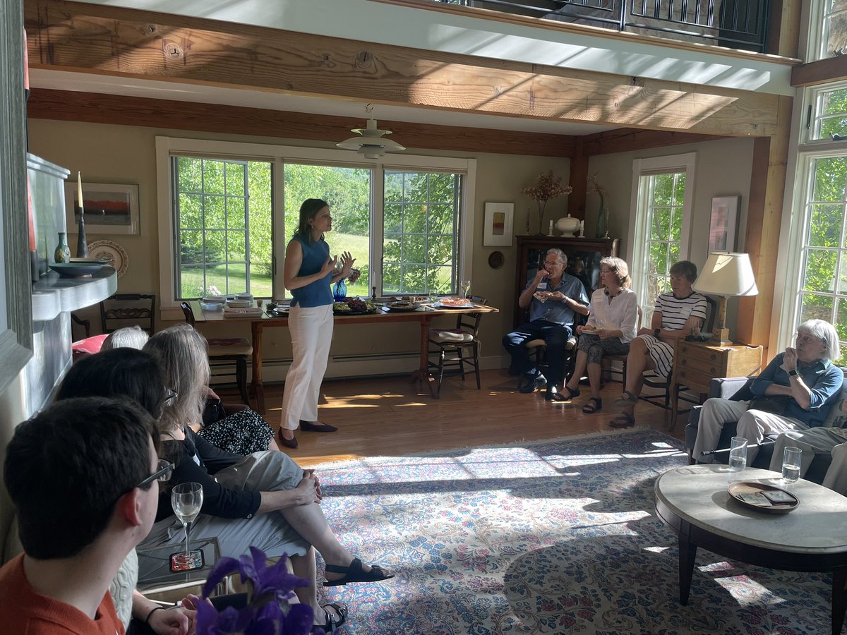MaggieG603's tweet image. No one does democracy like we do in New Hampshire, and the civic spirit that drives our state was on full display tonight in Hanover. 🇺🇸