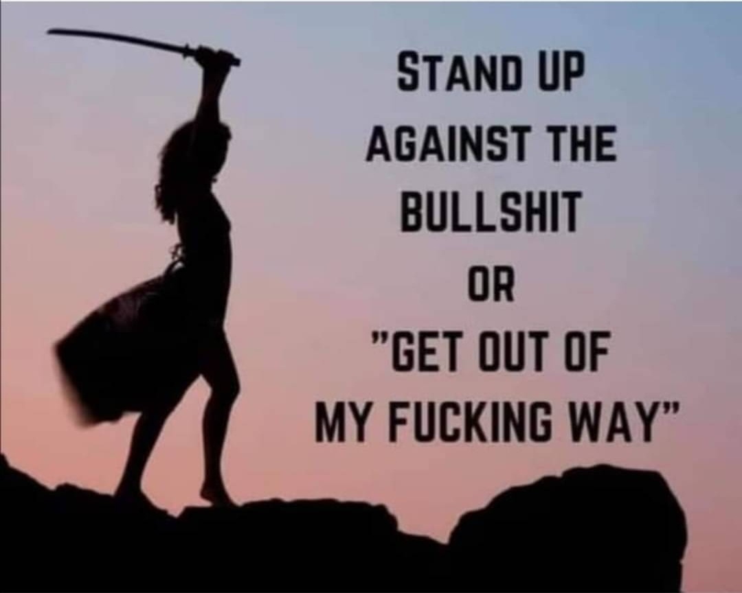 char_lee23's tweet image. Happy Thursday you magnificent bunch of deplorable RACDDUMLCTFRTZG fringe!
Have a spectacular day my lovelies!
Mwah 💋