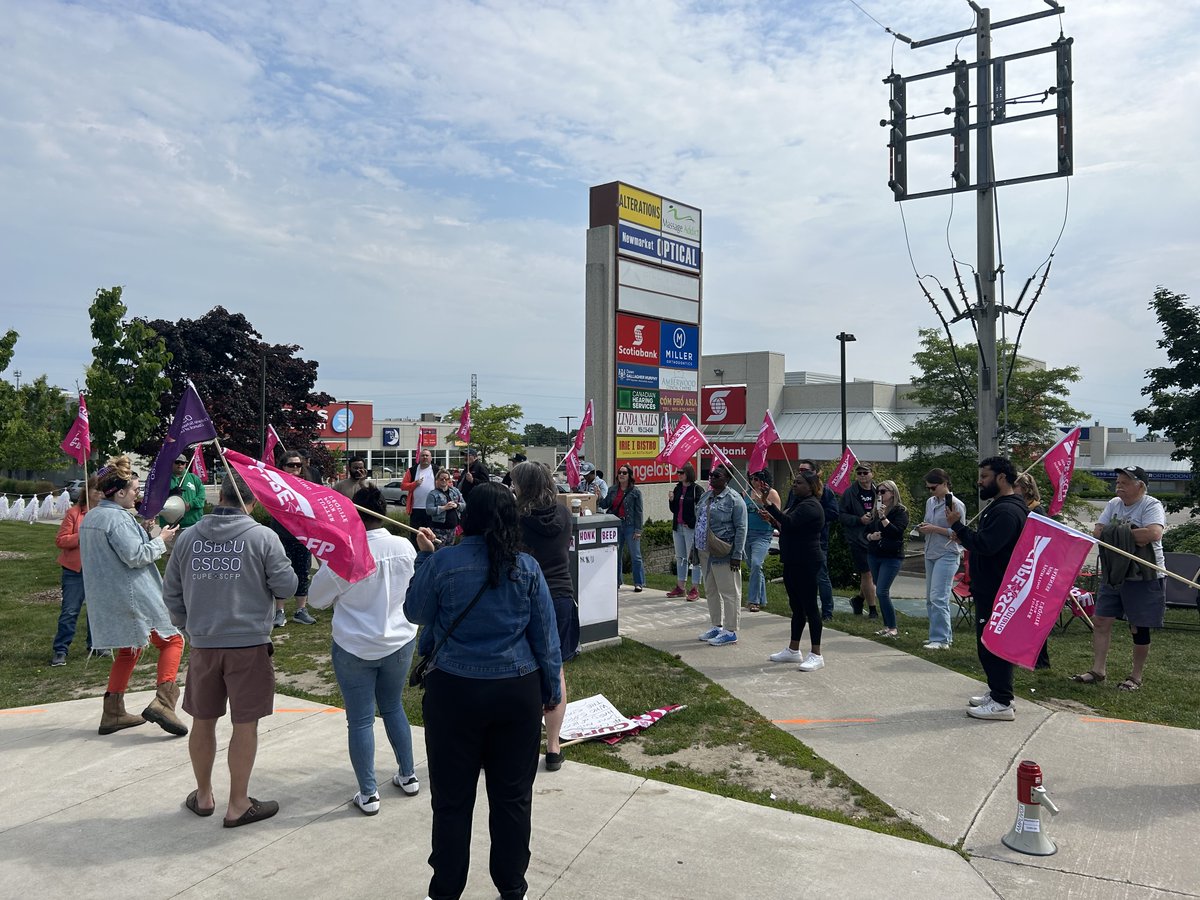 OSBCU President (@osbcupresident) on Twitter photo CUPE 2073 workers at CHS aren’t just fighting for a contract — they’re fighting for respect, accessibility, and the communities they serve.
When one is under attack, we all rise. Solidarity is action, not words. ✊🏽
#SupportCUPE2073 #UnionStrong <a href="/osbcucscso/">OSBCU-CSCSO</a> <a href="/CUPEOntario/">CUPE Ontario</a> CUPE 2073 workers at CHS aren’t just fighting for a contract — they’re fighting for respect, accessibility, and the communities they serve.
When one is under attack, we all rise. Solidarity is action, not words. ✊🏽
#SupportCUPE2073 #UnionStrong <a href="/osbcucscso/">OSBCU-CSCSO</a> <a href="/CUPEOntario/">CUPE Ontario</a>