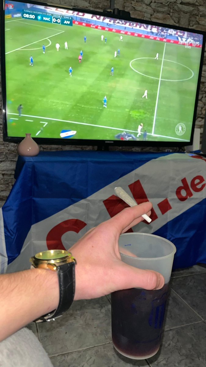 FedeGonnet11's tweet photo. Hola Bolsoo 🔵⚪🔴 https://t.co/n80KOqCiTC
