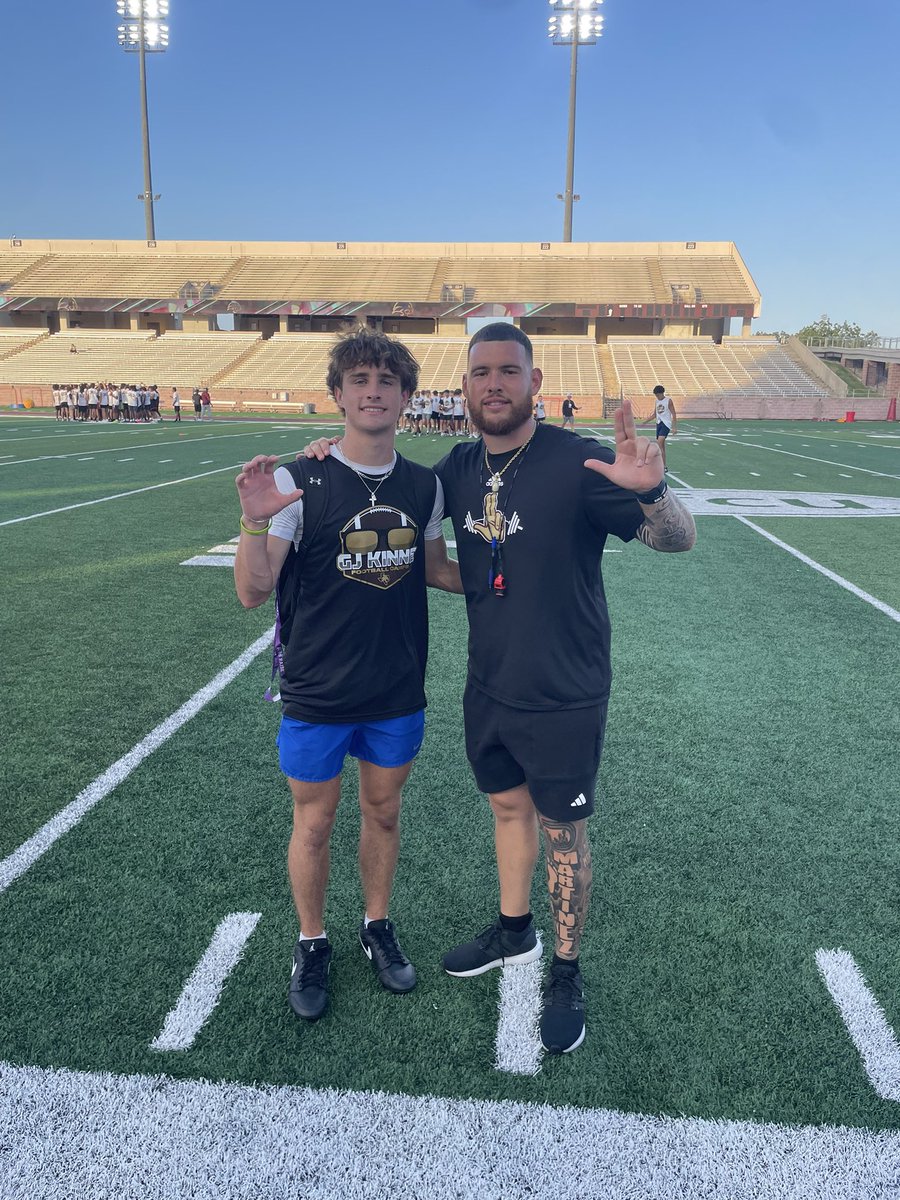 Brogan Dempsey (@brogandempsey4) on Twitter photo Fantastic camp at Texas State tonight! Really appreciate <a href="/CoachMart1nez/">Coach Randy Martinez</a> and the rest of the Texas State coaching staff!
Went 5/6 on 1 on 1’s & got a lot of great individual work
<a href="/blane_ellis/">Blane Ellis</a> <a href="/WACAthletics08/">Charger Athletics</a> <a href="/ChampionHSFB/">We Are Champion Football</a> Fantastic camp at Texas State tonight! Really appreciate <a href="/CoachMart1nez/">Coach Randy Martinez</a> and the rest of the Texas State coaching staff!
Went 5/6 on 1 on 1’s & got a lot of great individual work
<a href="/blane_ellis/">Blane Ellis</a> <a href="/WACAthletics08/">Charger Athletics</a> <a href="/ChampionHSFB/">We Are Champion Football</a>