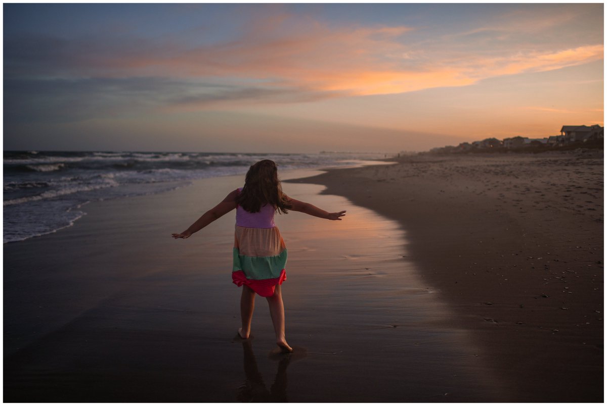 MrsOArtStudio's tweet image. A perfect evening with my beautiful girl.💛
@emeraldislenc