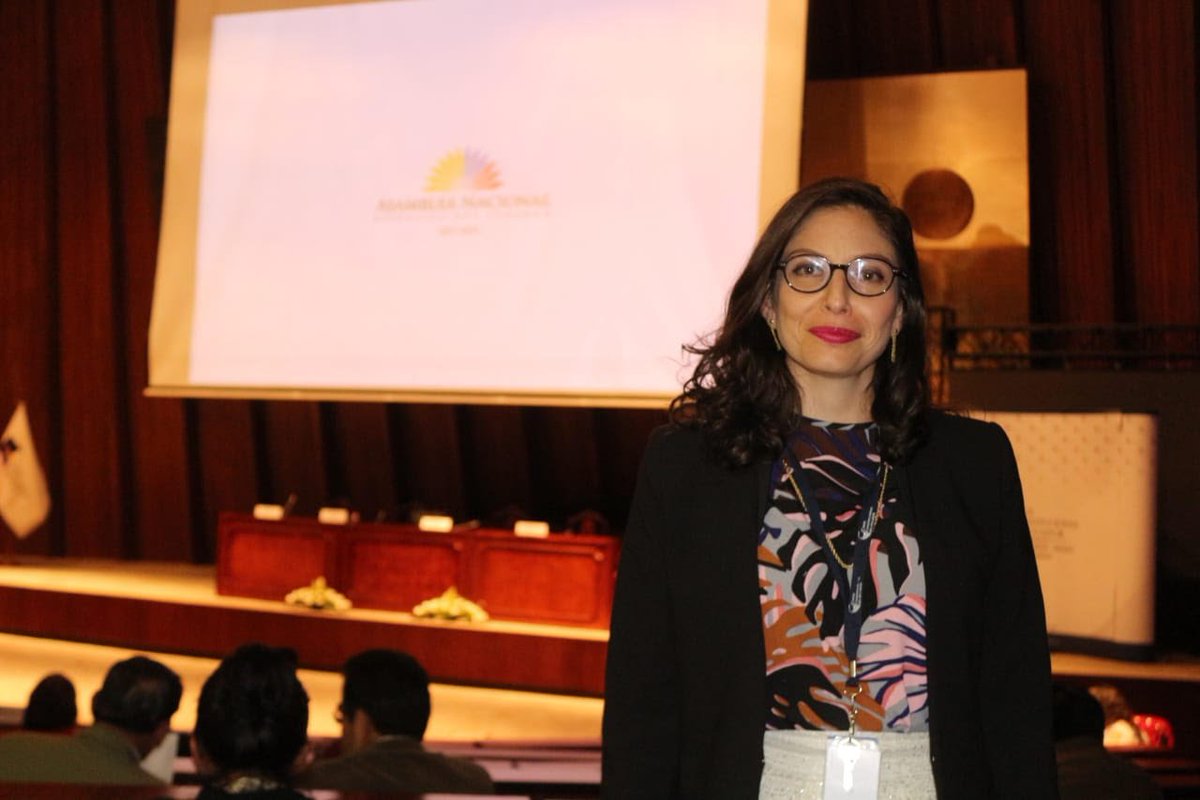 🎯¡Felicitaciones a nuestra colega Patricia Sotomayor Valarezo [<a href="/PatySValarezo/">Paty Sotomayor Valarezo</a>] en su elección como presidenta de <a href="/AecipEcuador/">AECIP</a>! Un reconocimiento más que merecido. 

¡Todo el éxito en este nuevo ciclo! 👏🎉 
#AECIP #NoSinMujeres