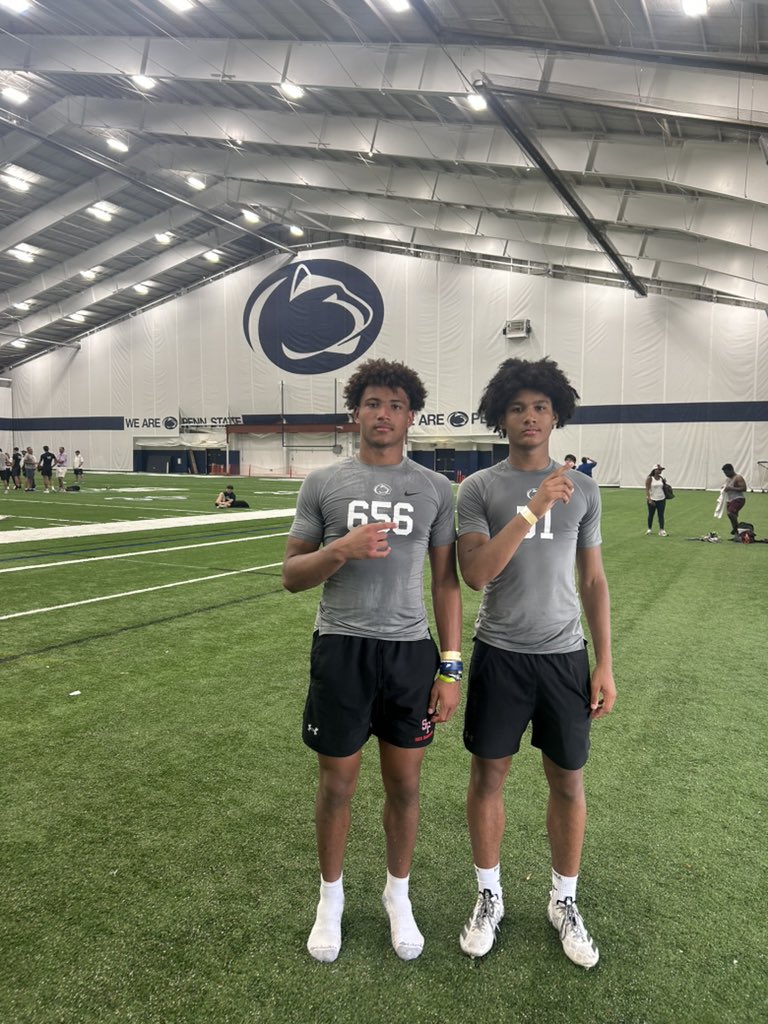 donte_jr3's tweet image. All Glory To God! Today was a great day at penn state’s football camp. I was excited and blessed to showcase my skills and meet coaches!4/4 on my 1on1s @coachjfranklin
@coachmhagans @CoachTerryPSU
@CoachBernocco
@coachnickgould
@coachleebehnke @SFHSfootballNY
@JerrySmith617