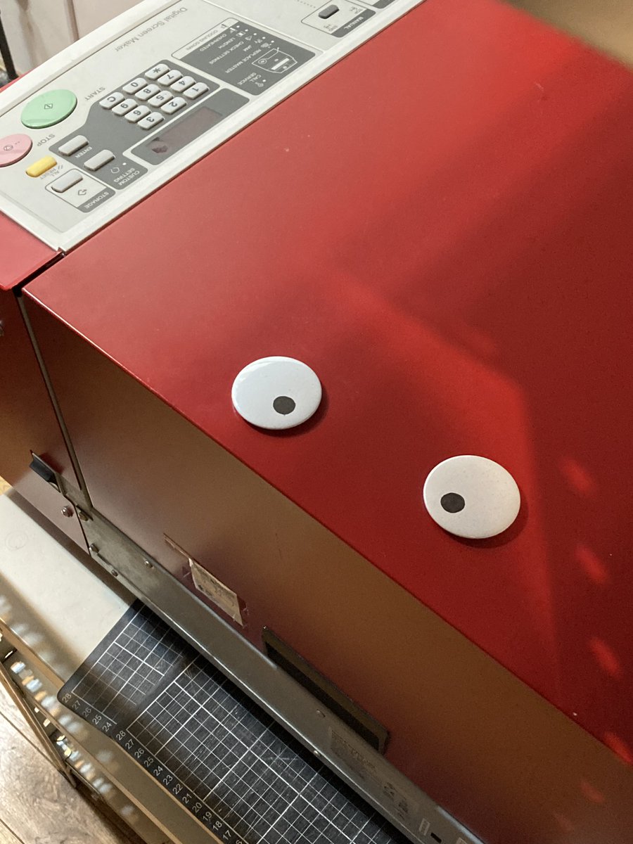 【🐤本日の作業場空き状況🐤】

本日作業場に空きがあります～！！

作業したかったけど予約がとれなかった方🥹
急ぎで印刷したいものがある方💫
今ならゆったり作業できます～🙌

ご予約はこちらからできます🍀
当日予約もできるようになったのでお気軽にお越しください～🐤
surutoco.jam-p.com/form