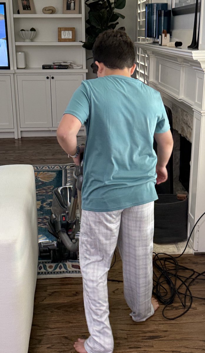 Jamye Barron tweet media