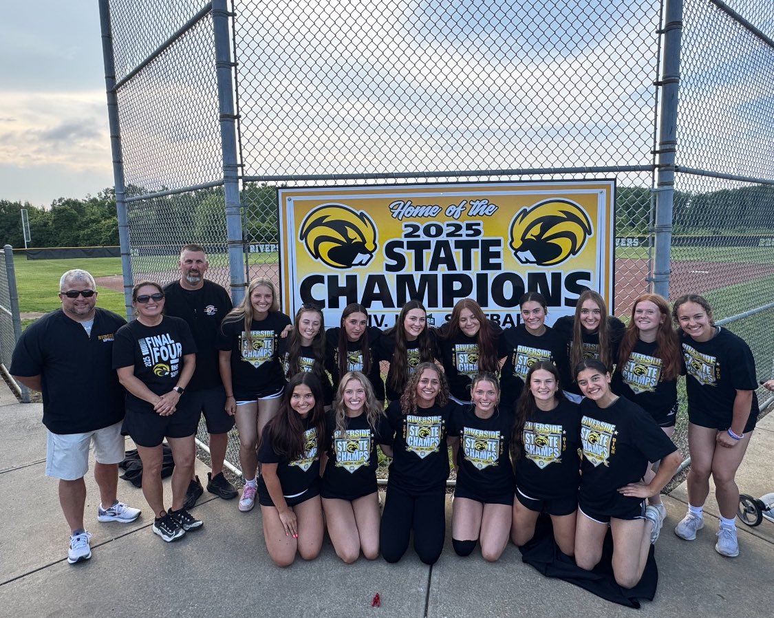 Coach Fulton (@brianfulton34) on Twitter photo Day 3 of π camp. Some of the high school girls played in the rain, campers worked hard while battling the heat and before we left for our Summer League game we watched <a href="/RHSFastpitchOH/">RHSFastpitch</a> celebrate their State Championship. π¦«ππͺπ€π
<a href="/RHSCourtsideCLB/">Courtside Club - Riverside HS Girls Basketball</a> <a href="/Riverside_athl/">Riverside Athletics</a> Day 3 of π camp. Some of the high school girls played in the rain, campers worked hard while battling the heat and before we left for our Summer League game we watched <a href="/RHSFastpitchOH/">RHSFastpitch</a> celebrate their State Championship. π¦«ππͺπ€π
<a href="/RHSCourtsideCLB/">Courtside Club - Riverside HS Girls Basketball</a> <a href="/Riverside_athl/">Riverside Athletics</a>