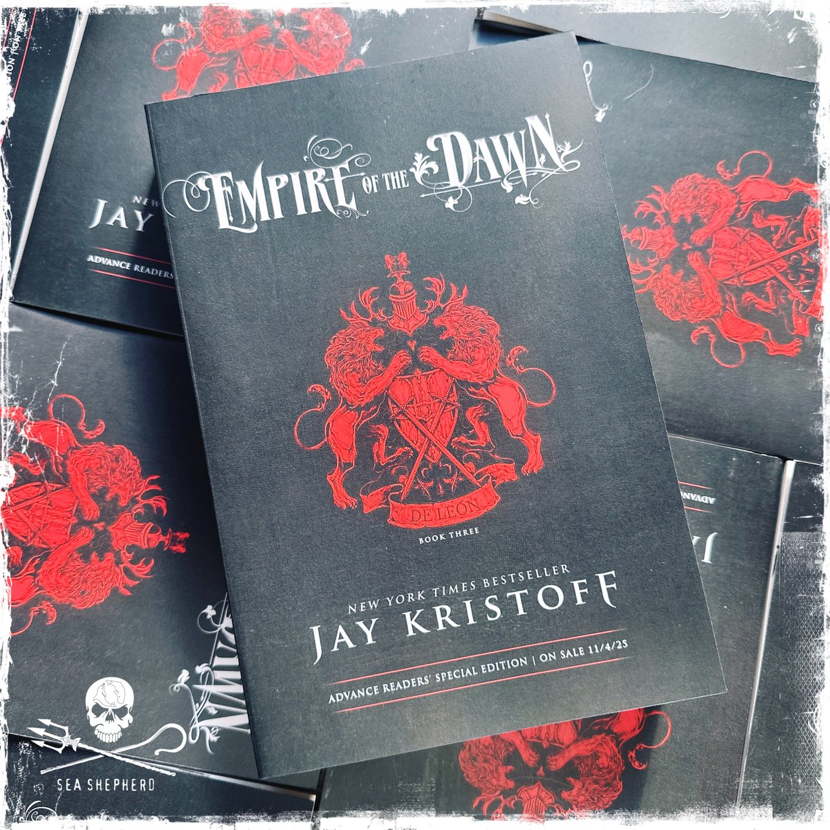 Jay Kristoff News/Updates (@misterkristoff) on Twitter photo Droogs! EotDAWN ARC charity drive is live!
3 ARCs up for grabs! Donate 5 bucks to the mighty <a href="/seashepherd/">Sea Shepherd</a> for your chance to win. Entry form and all the deets are here:
form.jotform.com/251671041100843 Droogs! EotDAWN ARC charity drive is live!
3 ARCs up for grabs! Donate 5 bucks to the mighty <a href="/seashepherd/">Sea Shepherd</a> for your chance to win. Entry form and all the deets are here:
form.jotform.com/251671041100843