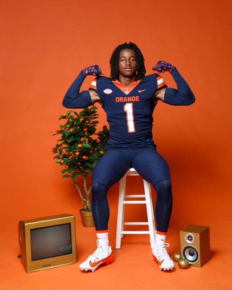 tyrellgrantjr's tweet image. #AGTG 100% COMMITTED to @CuseFootball H🍊ME Thank You @FranBrownCuse
DAWG on the Way!!!
@Coach_E_Rob @CoachNixon_Cuse @CoachJ_Schaefer @CoachDreKates @AlexKellyCuse @CoachDRedd @TheJuiceOnline @NRHSFB @AlonzoRicks @TeeFree_ @elite360recruit #BlockS #DART 🍊🍊🍊