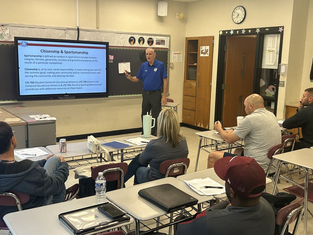 JohnSeman7's tweet image. Great to see our Athletic Department and Aspiring AD cohort kick off the summer with taking LTI 501, 502, and 503. @NIAAA9100 @AndreWalkerI @DScott713 @AD_DrLisa @PAStateADs @PaulRieser2 @Chi_Athletics @SafeJay @GVAthletics @NFHS_Org @JarrydGrayAD @GoADPodcast @coachkohan