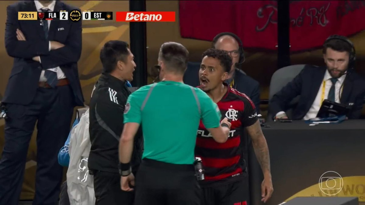 andreas sabotado 🧩 (@fernand54344905) on Twitter photo Nem o árbitro queria que o Allan entrasse no lugar do Jorginho!🤣
<a href="/LuizARubroNegro/">Luiz Antonio Rubro Negro</a> Nem o árbitro queria que o Allan entrasse no lugar do Jorginho!🤣
<a href="/LuizARubroNegro/">Luiz Antonio Rubro Negro</a>
