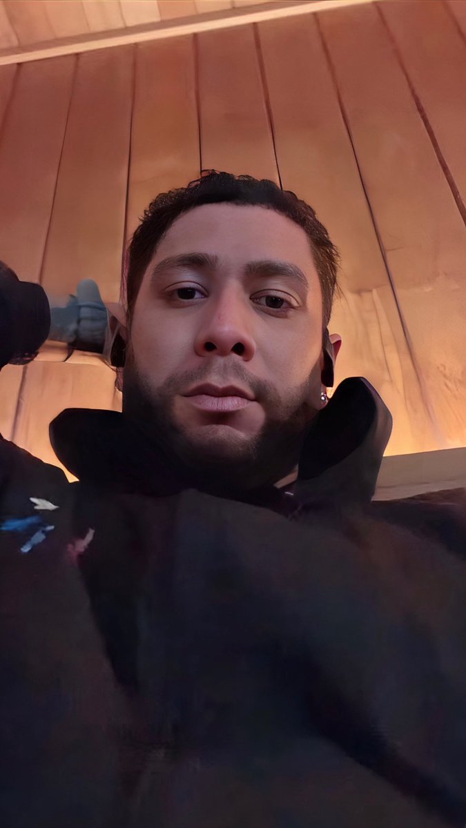 _1JayP's tweet photo. I just wanna be your favorite… https://t.co/GohSKOPxKS