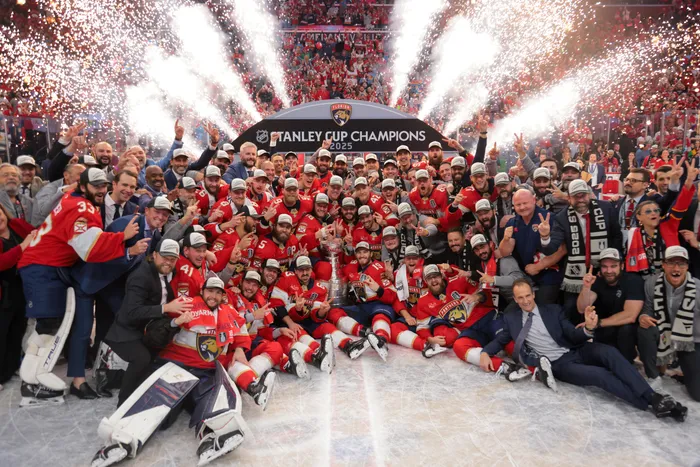 serenashirt's tweet photo. 🔥 Dynasty confirmed! The Florida Panthers have gone back-to-back and made hockey history. 🏒🏆
Celebrate the new kings of the NHL with bold styles from Serena’s Merch. Don't miss out!
👉 https://t.co/pAuHmuqtTQ
#BackToBackChamps #StanleyCup #PanthersWin https://t.co/sUDRhu6bV6