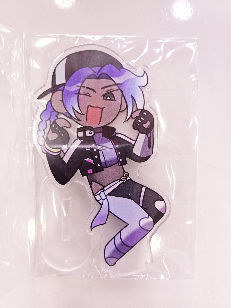 우와아 잘 받았습니다! 너무 예뿌네요🥹💜💜