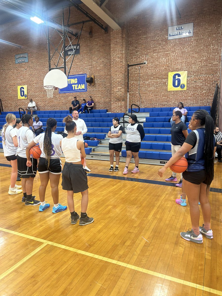 CoachLockett's tweet photo. Here at the Hawks Invitational it’s more than basketball it’s learning all aspects that contribute to basketball! Special thanks to @JoeMcKinstry for coming and speaking with the girls about the next level. The girls soaked up knowledge and played hard!! https://t.co/1UEC1B4Vmc