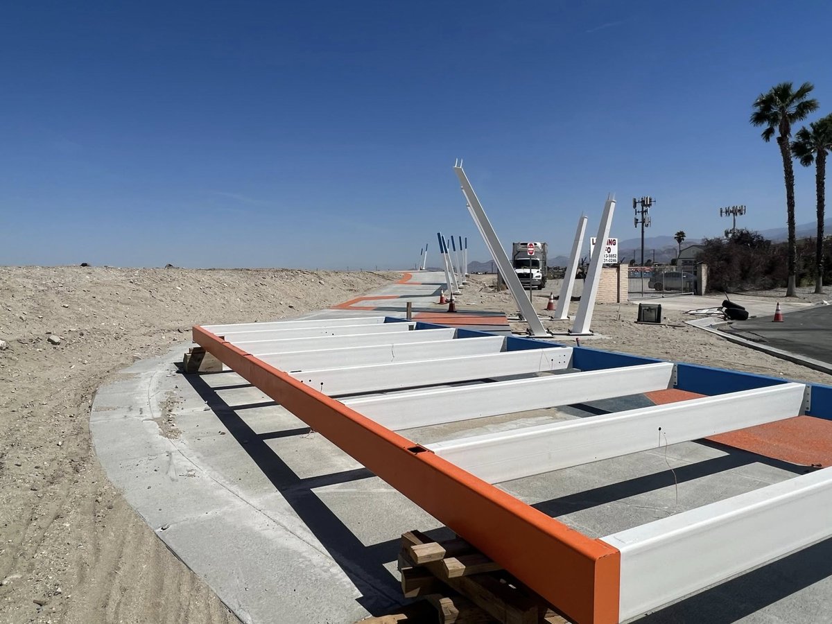 TheRCTC's tweet image. #CVLink is nearing completion! Crews continue to work on various components to open this summer. Once completed, @CV_Link will provide a safe route for residents, students, and tourists to travel by bike, foot, or low-speed electric vehicle.
Learn more: coachellavalleylink.com