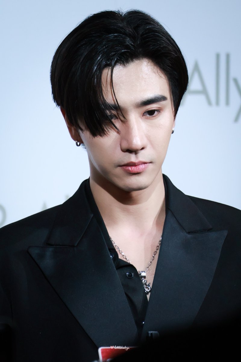 ✨ 19062025 

ต่อยพี่ได้เลยจุดนี้ :)

#DRallyGrandopeningxPerthSantaxDomiia
˚ ༘ ♡ ꒰ #PerthTanapon #KDPPE ꒱  

📸 #ltbbxphoto