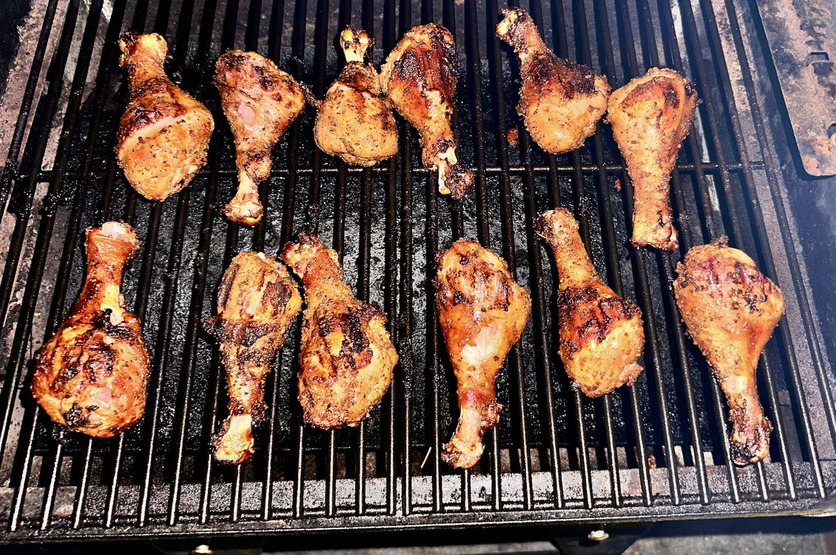 Ripped out a pigpen ✅ 
Prepped the yard for 4.5 tons of river rock to landscape ✅ 
Smoked chicken legs ✅