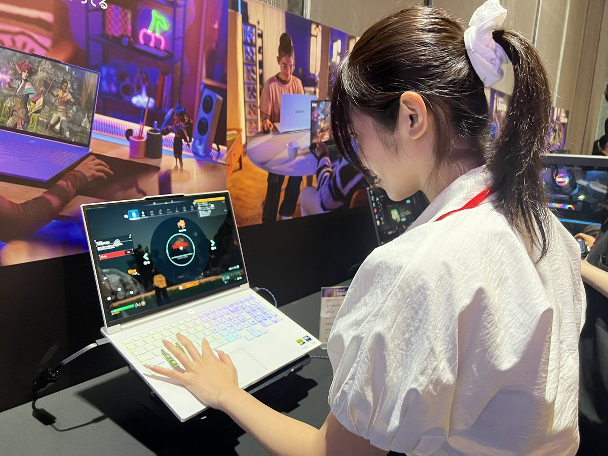 emiri_yamashita's tweet image. LenovoのゲーミングPC Legion Gen10
シリーズの体験会に招待いただきました!

Lenovo Legion 7i Gen10の
白のボディカラーがおしゃれなのと
画面も綺麗でめちゃ欲しくなりました🥹✨

#PR
#LenovoLegion 
#IntelCoreUltra　
#XboxGamePass