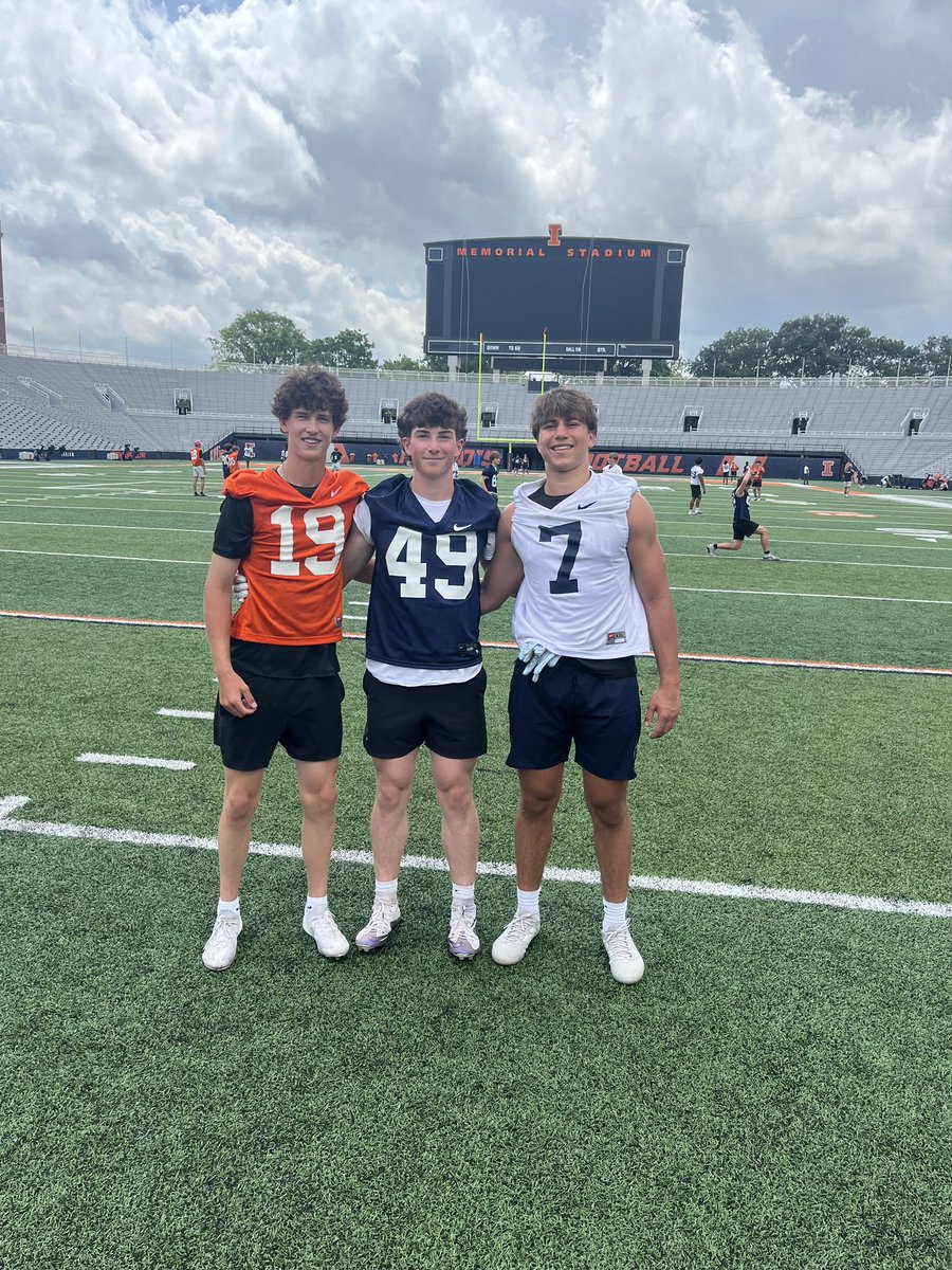 Nathan Thurston (@nathan_thurston) on Twitter photo Big thank you for the invite to the University of Illinois rising stars football camp. I had a great time. Excited to be back next year!
<a href="/BretBielema/">Bret Bielema</a>
<a href="/coachPatRyan/">Pat Ryan</a>
<a href="/LemmingReport/">Tom Lemming</a>
<a href="/Recruit2Illini/">UI Zone</a>
<a href="/AllenTrieu/">Allen Trieu</a>
<a href="/PrepRedzoneNext/">Prep Redzone 𝙉𝙀𝙓𝙏 🏈</a>
<a href="/IlliniFootball/">Illinois Football</a>
<a href="/DGS_Football/">DGS Football</a> Big thank you for the invite to the University of Illinois rising stars football camp. I had a great time. Excited to be back next year!
<a href="/BretBielema/">Bret Bielema</a>
<a href="/coachPatRyan/">Pat Ryan</a>
<a href="/LemmingReport/">Tom Lemming</a>
<a href="/Recruit2Illini/">UI Zone</a>
<a href="/AllenTrieu/">Allen Trieu</a>
<a href="/PrepRedzoneNext/">Prep Redzone 𝙉𝙀𝙓𝙏 🏈</a>
<a href="/IlliniFootball/">Illinois Football</a>
<a href="/DGS_Football/">DGS Football</a>