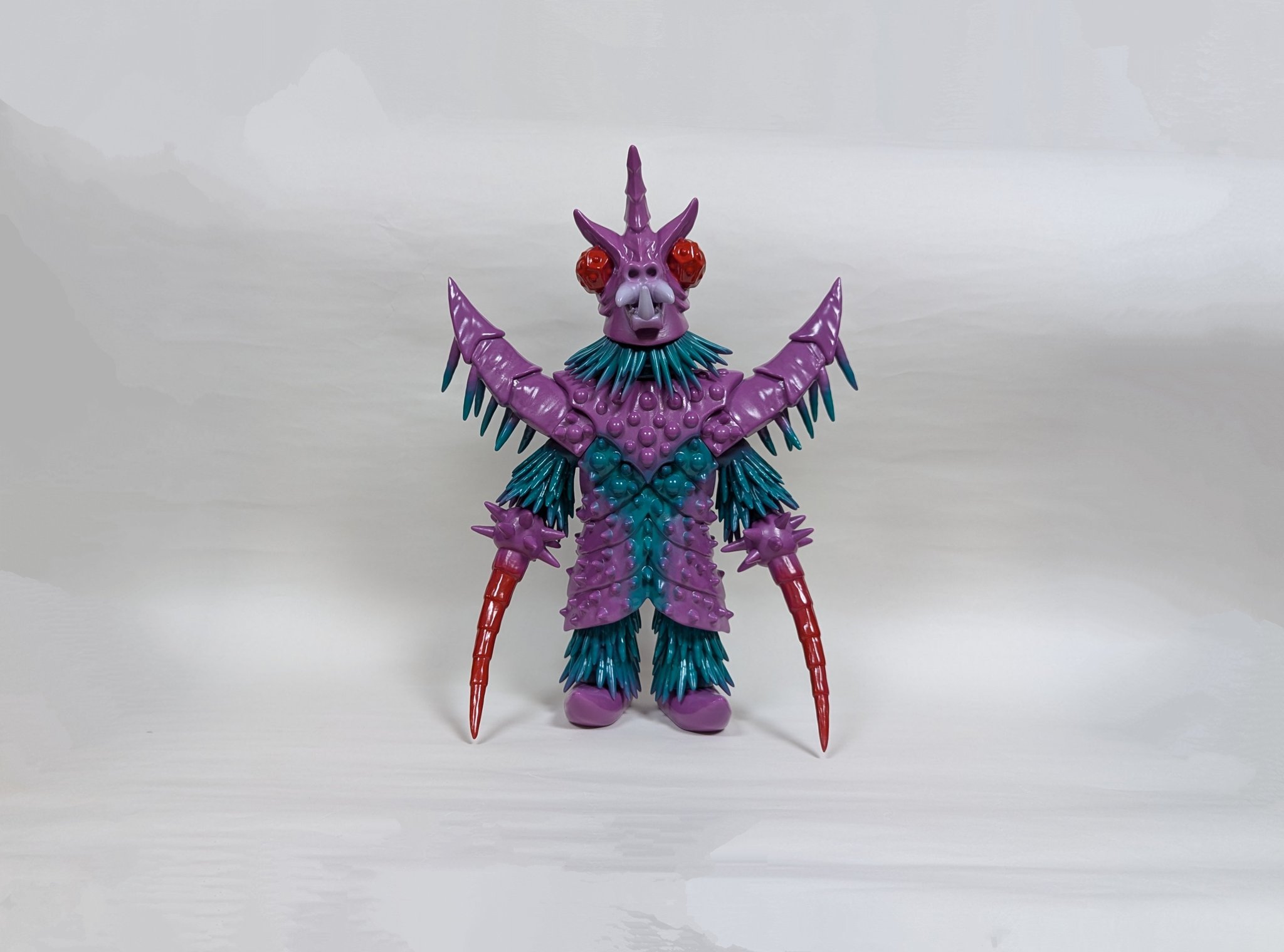 Y・MSFの『ウルトラマンタロウ』怪獣第1弾として「醜悪星人