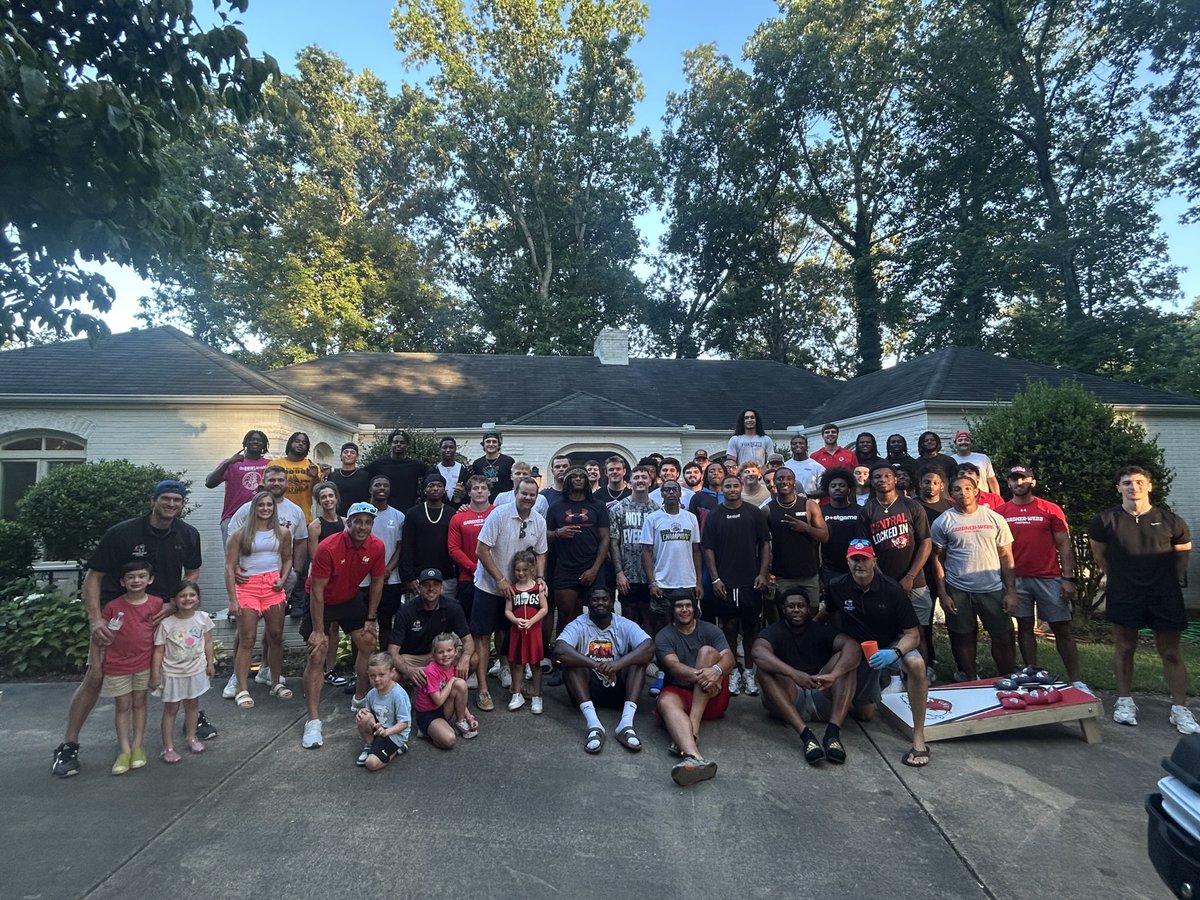 Cris Reisert (@coachreisert) on Twitter photo Awesome night with <a href="/GWUFootball/">Gardner-Webb Football</a> … a collection of great individuals that love each other and are committed to our mission. Proud to be a part of the journey!! #MUDITA Awesome night with <a href="/GWUFootball/">Gardner-Webb Football</a> … a collection of great individuals that love each other and are committed to our mission. Proud to be a part of the journey!! #MUDITA