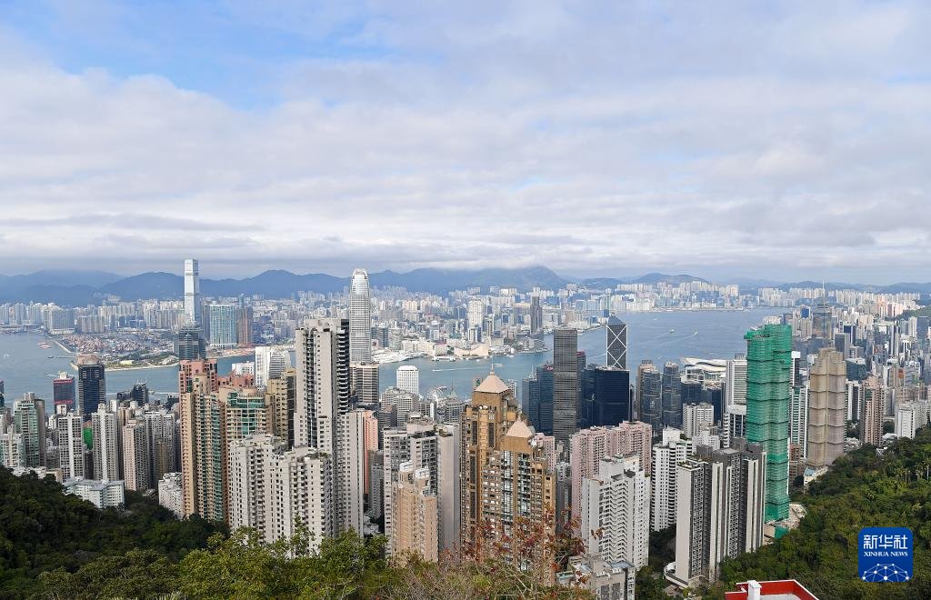 People's Daily - Hong Kong (@pdchinahk) on Twitter photo A total of 15 mainland and Hong Kong universities joined the top 100 of the 2025–2026 Best Global Universities of the US News & World Report released on Tuesday, up from 13 last year, with Tsinghua University leading all Asian institutions and ranking 11th globally. A total of 15 mainland and Hong Kong universities joined the top 100 of the 2025–2026 Best Global Universities of the US News & World Report released on Tuesday, up from 13 last year, with Tsinghua University leading all Asian institutions and ranking 11th globally.