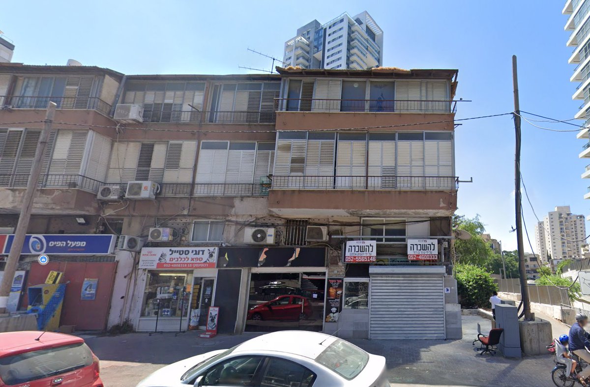 Osinttechnical's tweet image. Strike location (32.083137, 34.805770)