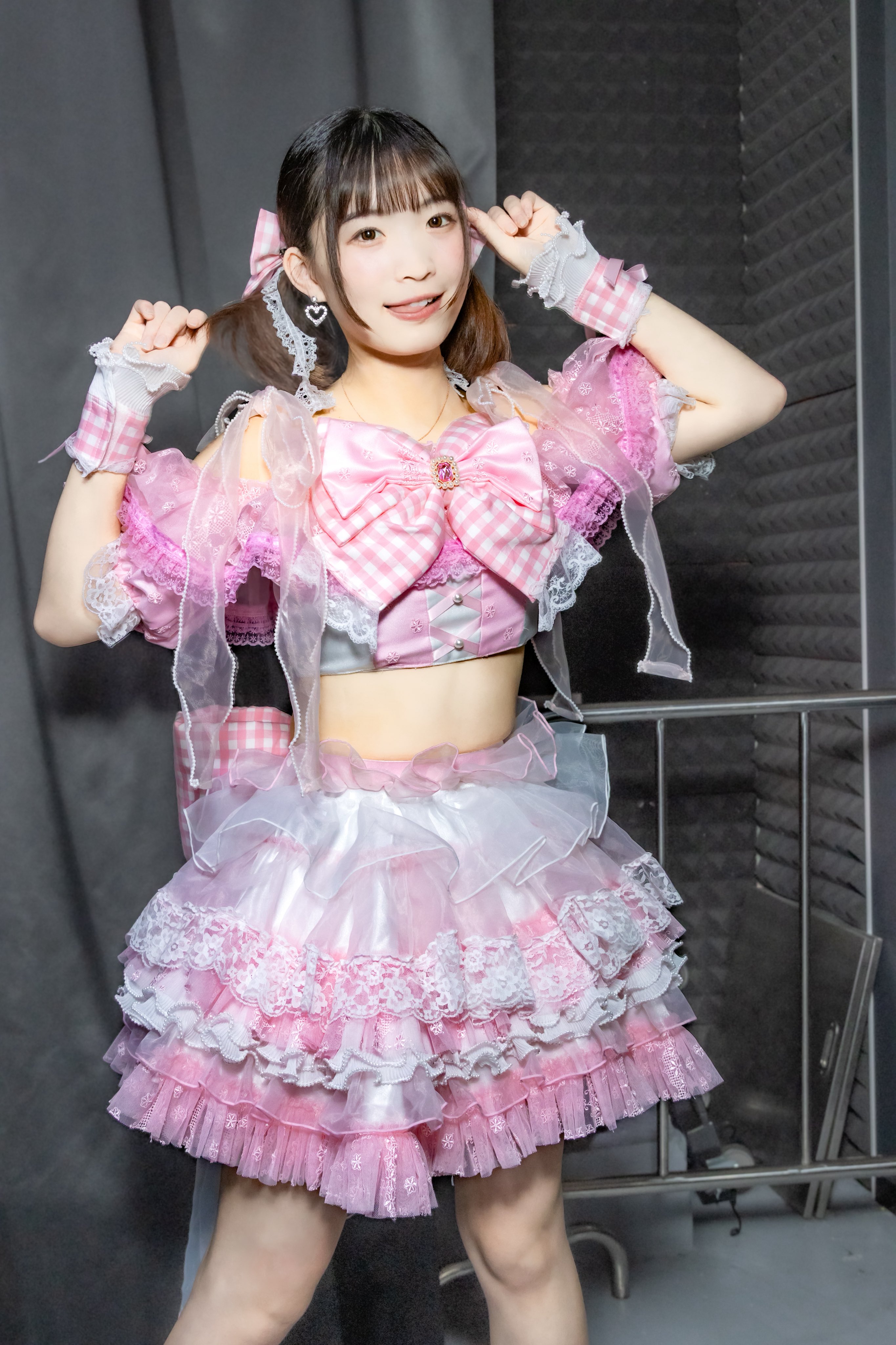 アイドルユニット ｢SHiFT｣ のファースト・アルバム、リリース