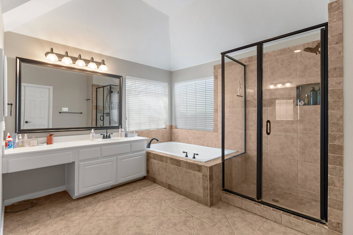 Fotorealism2's tweet photo. help customers grow their business
Contact for work:
Email: fotorealism24@gmail.com
Website: https://t.co/aiAVKQd3Tw
Facebook: https://t.co/V7SbZBwdaC
Whatsap: +84989284311 https://t.co/l8S7MSWypm