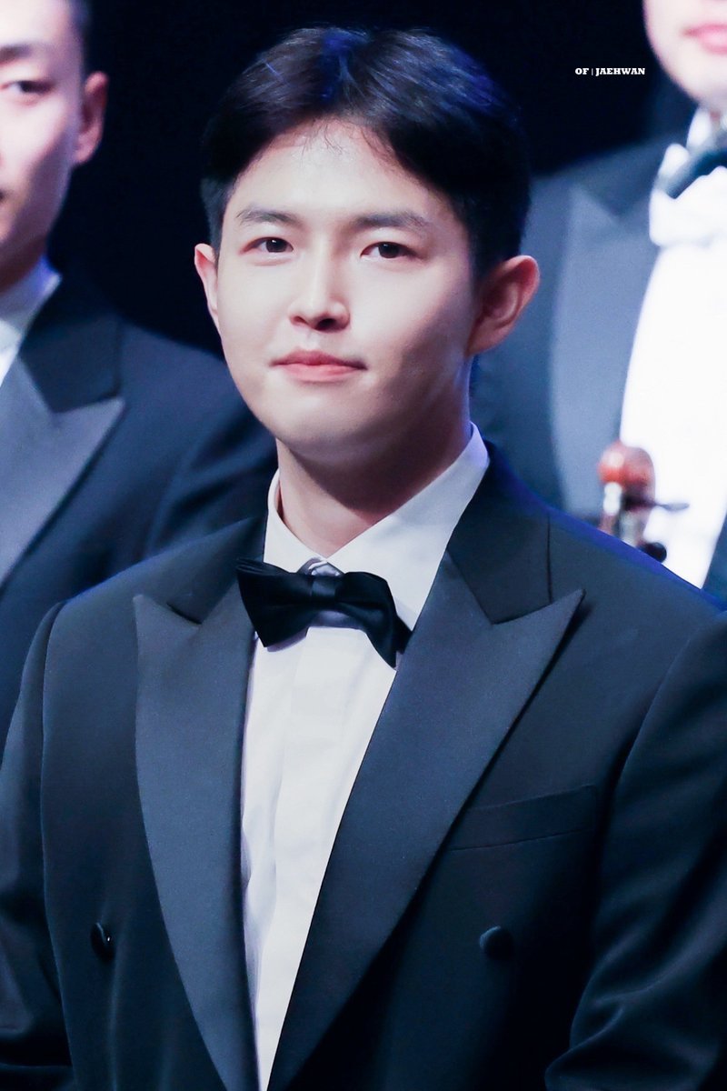 𝐎𝐅 tweet media