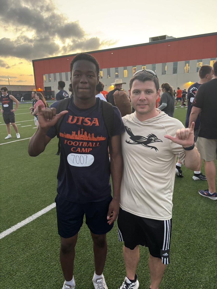 Rayne Russell-Fields (@raynerussellf) on Twitter photo #AGTG After a great camp and conversation with <a href="/CoachBrownUTSA/">Coach Zach Brown</a> I have received my first D1 offer from UTSA!
<a href="/CoachBarnes91/">Darnell Barnes M.Ed</a> <a href="/_RL_Martin/">R.L. Martin</a>
<a href="/TomLoy247/">Tom Loy</a> <a href="/TFloss32/">Todd Glawson</a> <a href="/JButler_210/">Josh Butler</a>
<a href="/BDammone/">Along The Wire</a> <a href="/TRRoughRiderFB/">Roosevelt Rough Riders</a> #EAT #AGTG After a great camp and conversation with <a href="/CoachBrownUTSA/">Coach Zach Brown</a> I have received my first D1 offer from UTSA!
<a href="/CoachBarnes91/">Darnell Barnes M.Ed</a> <a href="/_RL_Martin/">R.L. Martin</a>
<a href="/TomLoy247/">Tom Loy</a> <a href="/TFloss32/">Todd Glawson</a> <a href="/JButler_210/">Josh Butler</a>
<a href="/BDammone/">Along The Wire</a> <a href="/TRRoughRiderFB/">Roosevelt Rough Riders</a> #EAT