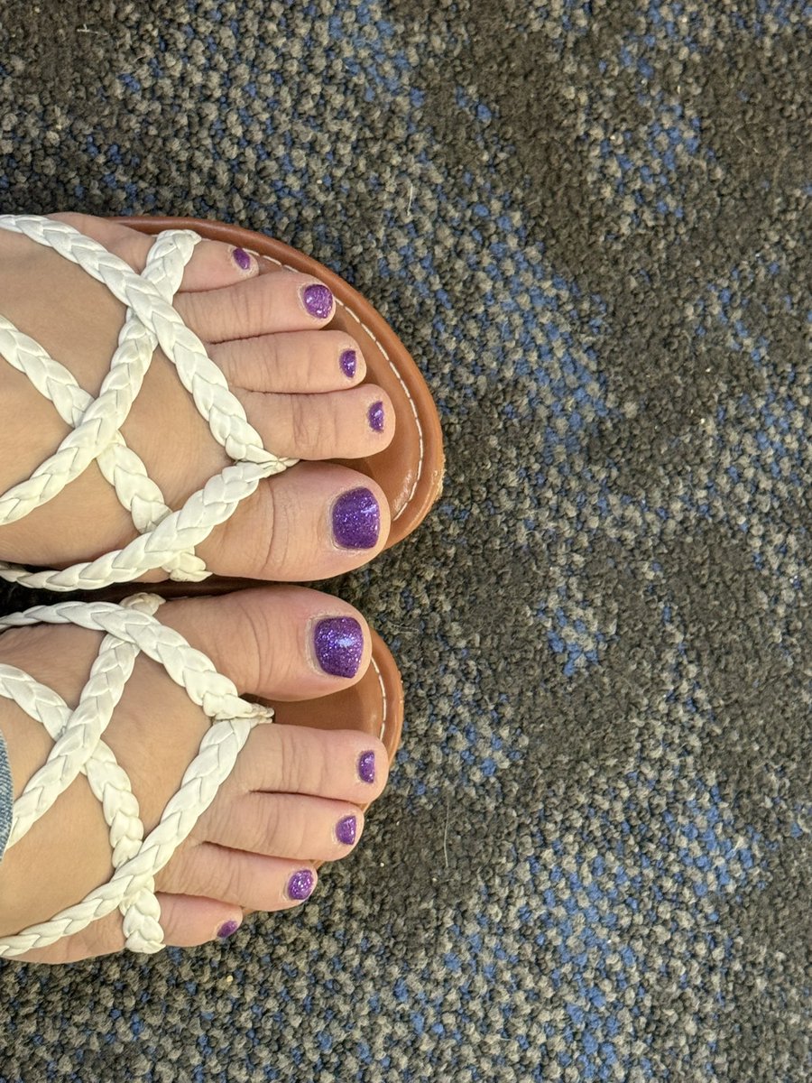 iwasconfuzzled's tweet photo. 行きましょう！we’re ready to go!Aqours we’ll see you soon!
Fingernails for all my Aqour girls, toes my my best girl Mari ❤️ they’re Shiny!
#backtoJapan
#AqoursFinaleLive https://t.co/KOAgkJ3zly