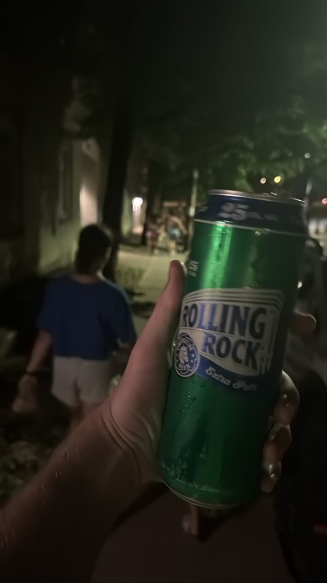 troop4439's tweet photo. @yoshimuncher12 got your beer #fuckyou https://t.co/02dzMQ6ymf