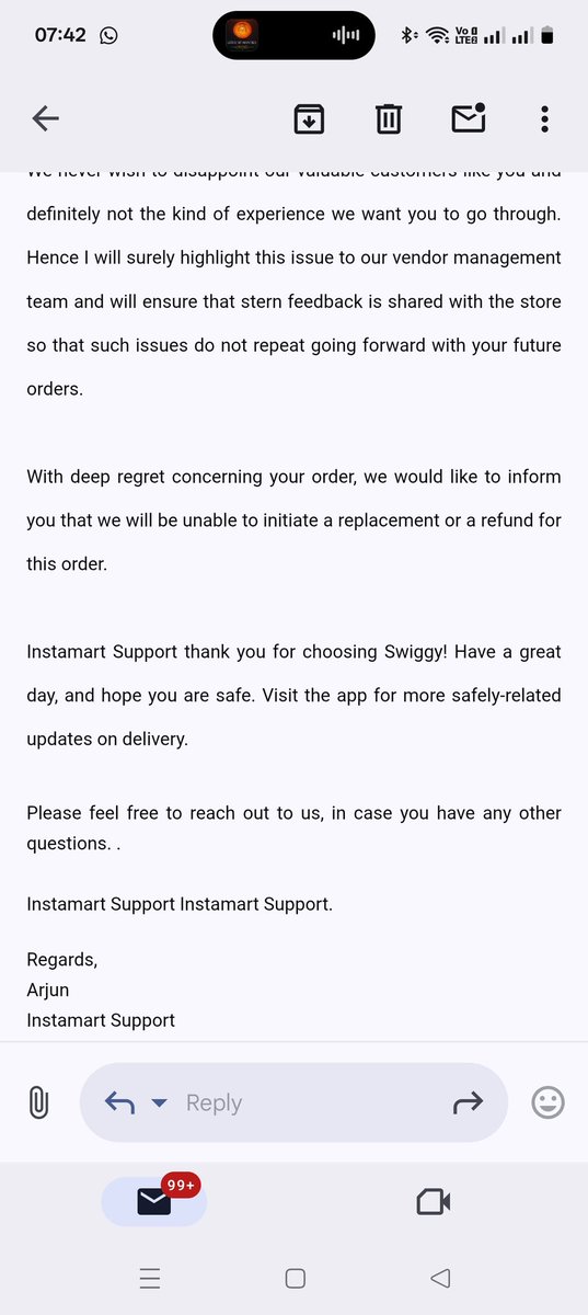 swatijindal's tweet photo. @SwiggyCares @harshamjty is this the kind of scams you guys run everyday in the name of a publicly listed company. I have to run pillar to post to get my issues resolved. This is not just about refund in my case, it's the matter of food safety. @fssaiindia https://t.co/KeWHkl40WF