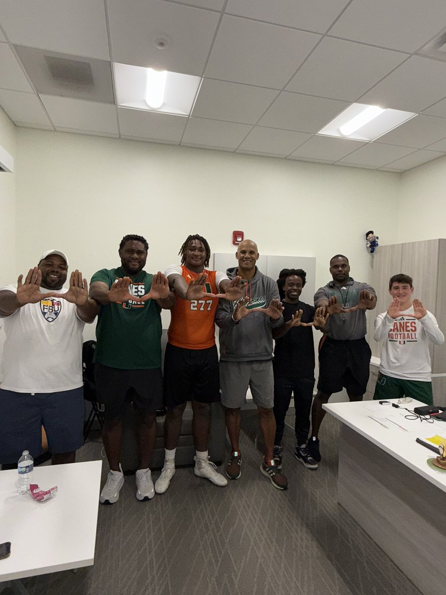 Kymani Nicholas (@lovetofoulkyman) on Twitter photo So blessed to receive my second division 1 offer from Miami hurricanes✍🏾💵.
<a href="/VL_Sports/">Gervaris Leaphart</a> <a href="/On3sports/">On3</a> <a href="/EliteScoutingFL/">ELite Scouting FL</a> <a href="/coachcurtis42/">Coach Curtis</a> <a href="/CoachVillegasBV/">Dave Villegas</a> <a href="/beast112487/">coach chewy</a> <a href="/DevontayTaylor/">Devontay Love-Taylor</a> <a href="/EliteScoutingFL/">ELite Scouting FL</a> <a href="/JamesJohnson_52/">James “JJ” Johnson 4⭐️</a> <a href="/247Sports/">247Sports</a> <a href="/ChadSimmons_/">ChadSimmons</a> <a href="/coach_cristobal/">Mario Cristobal</a> <a href="/JasonTaylor/">Jason Taylor</a> <a href="/TheUCReport/">Billy Tucker</a> So blessed to receive my second division 1 offer from Miami hurricanes✍🏾💵.
<a href="/VL_Sports/">Gervaris Leaphart</a> <a href="/On3sports/">On3</a> <a href="/EliteScoutingFL/">ELite Scouting FL</a> <a href="/coachcurtis42/">Coach Curtis</a> <a href="/CoachVillegasBV/">Dave Villegas</a> <a href="/beast112487/">coach chewy</a> <a href="/DevontayTaylor/">Devontay Love-Taylor</a> <a href="/EliteScoutingFL/">ELite Scouting FL</a> <a href="/JamesJohnson_52/">James “JJ” Johnson 4⭐️</a> <a href="/247Sports/">247Sports</a> <a href="/ChadSimmons_/">ChadSimmons</a> <a href="/coach_cristobal/">Mario Cristobal</a> <a href="/JasonTaylor/">Jason Taylor</a> <a href="/TheUCReport/">Billy Tucker</a>
