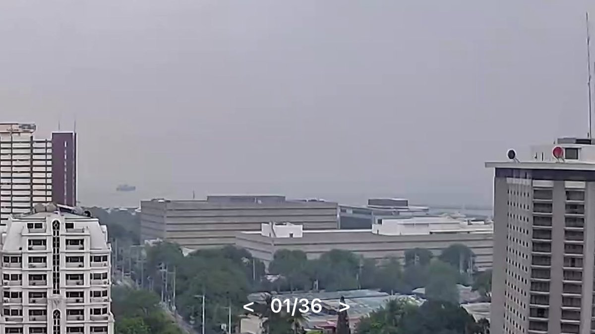 jpknowwell's tweet photo. @alvinelchico @DorisBigornia @robertmano47 @biancadava Sandstorm ba ito galing sa buhangin na tinatambak sa Manila Bay reclamation? https://t.co/fZjnFsWdYJ